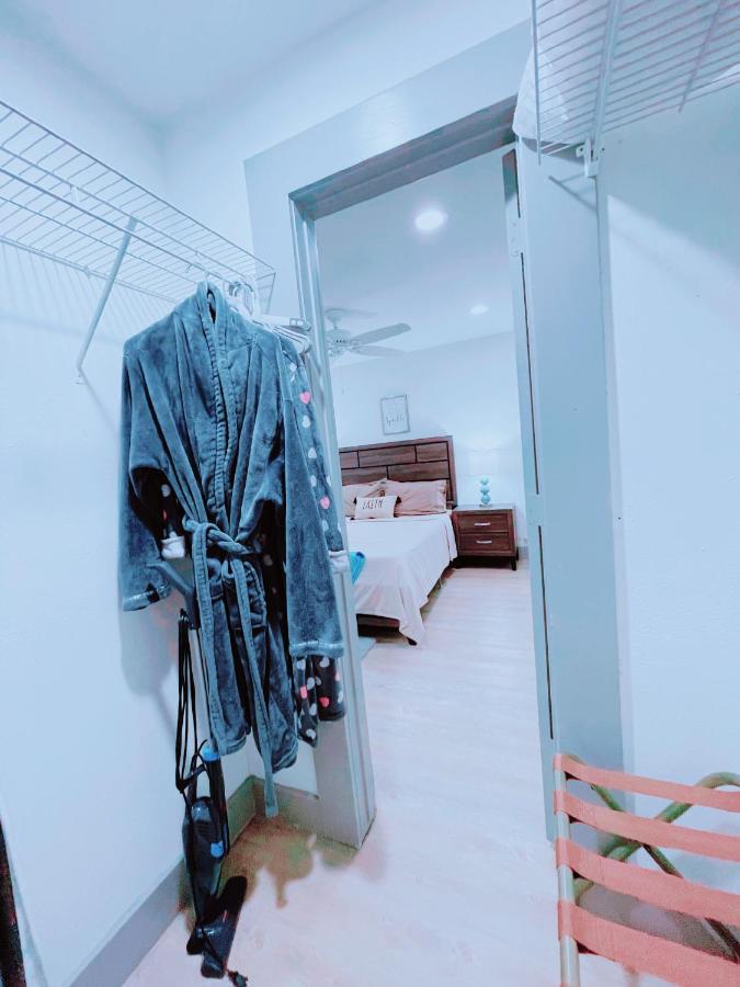 Modern Santorini Suite Houston Nrg Tmc Luxurious Walkable Exterior photo